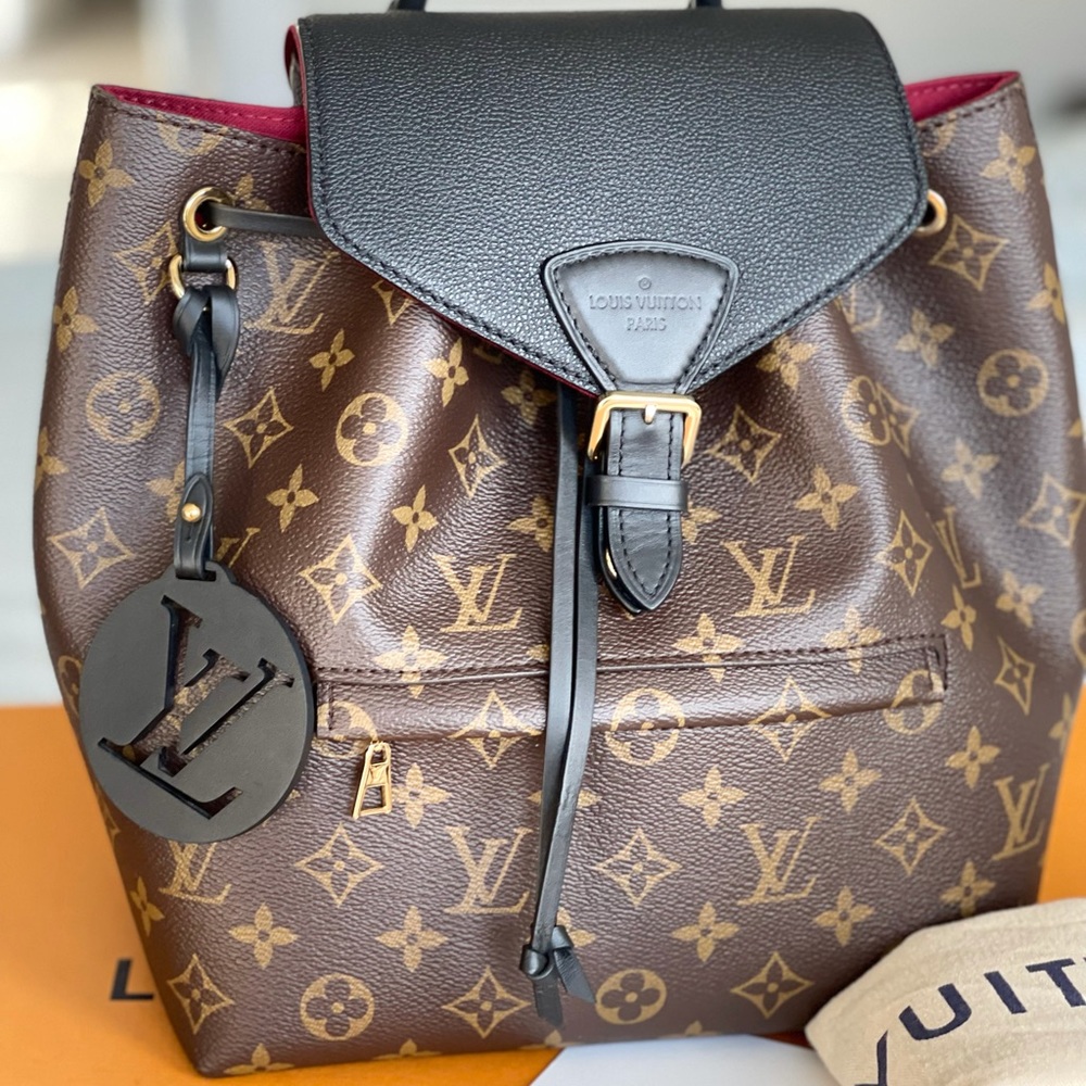 ♥️♠️Montsouris PM Noir♠️♥️